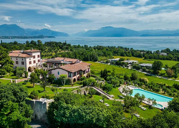 Castello Belvedere Apartments