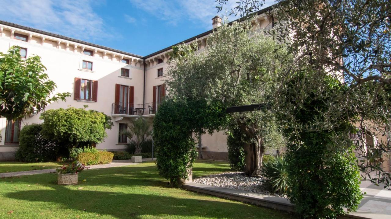 Aparthotel Castello Belvedere Desenzano del Garda