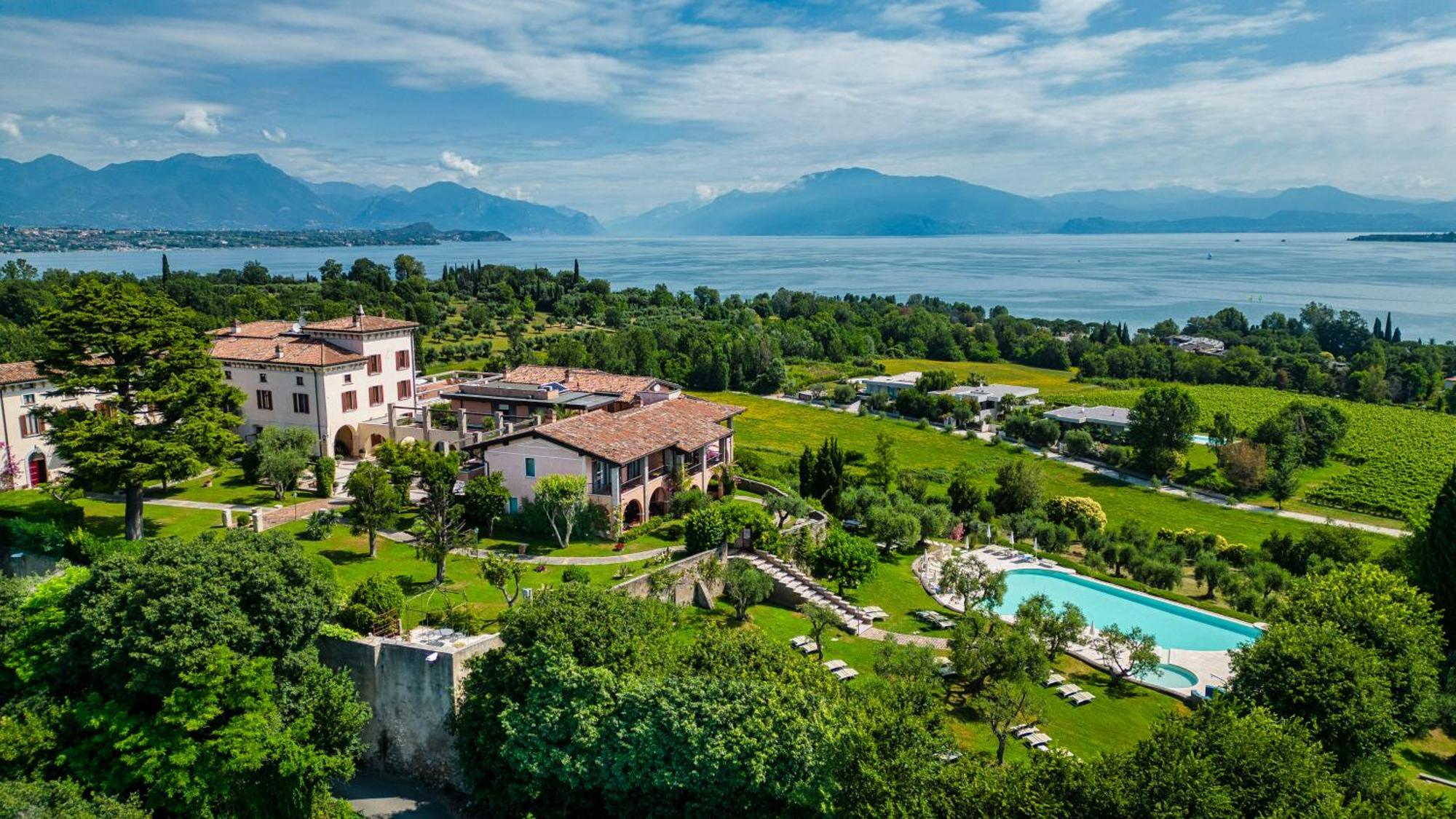 Castello Belvedere Aparthotel