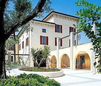Aparthotel Castello Belvedere Desenzano del Garda