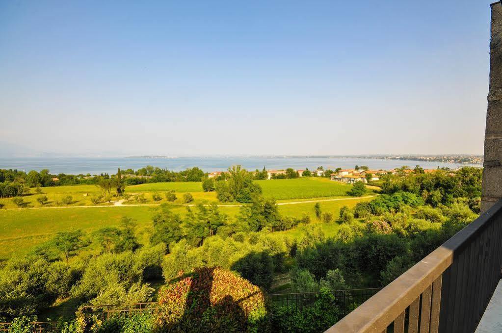 Castello Belvedere Aparthotel Desenzano del Garda